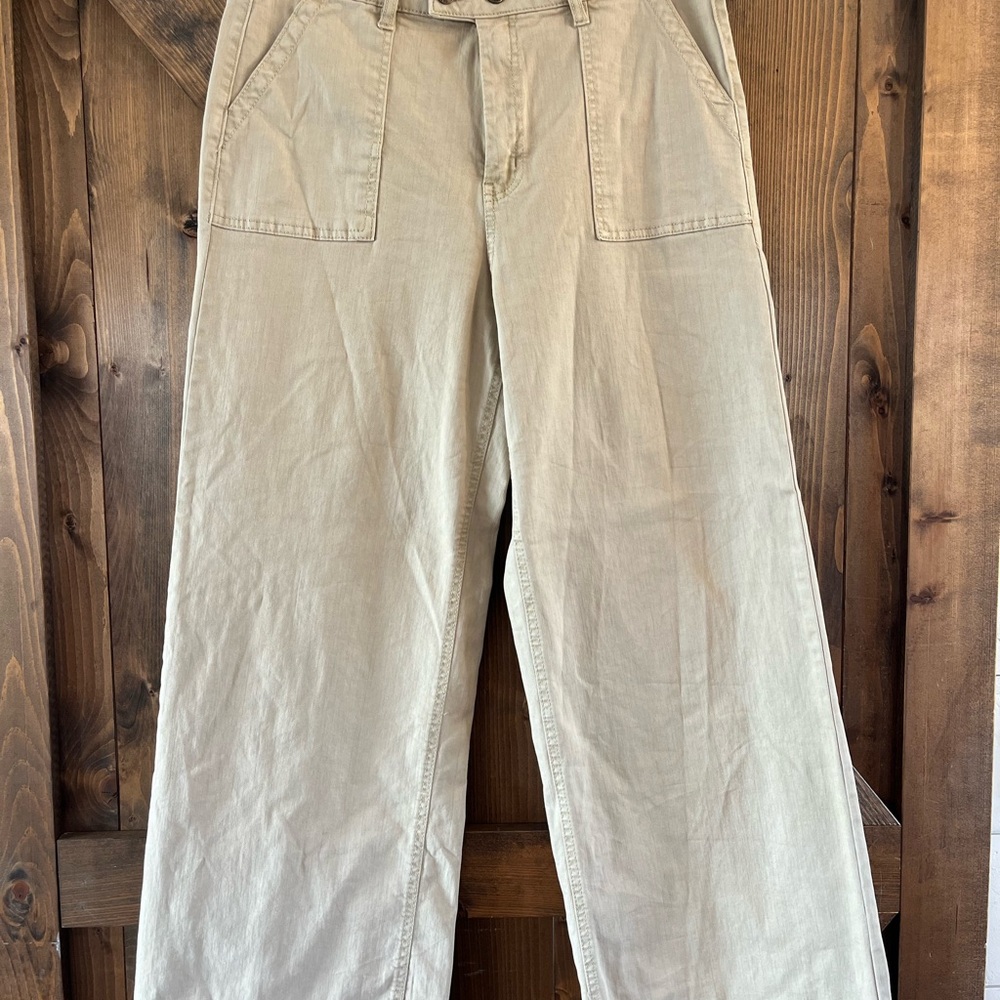 Chic Women's Wide Leg Tan Jeans